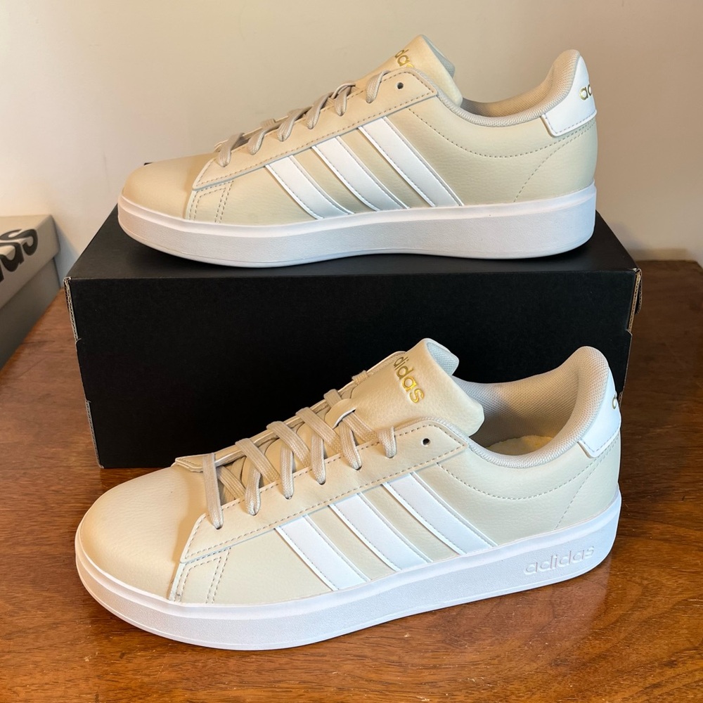 ADIDAS Women's Grand Court 2.0 Shoes